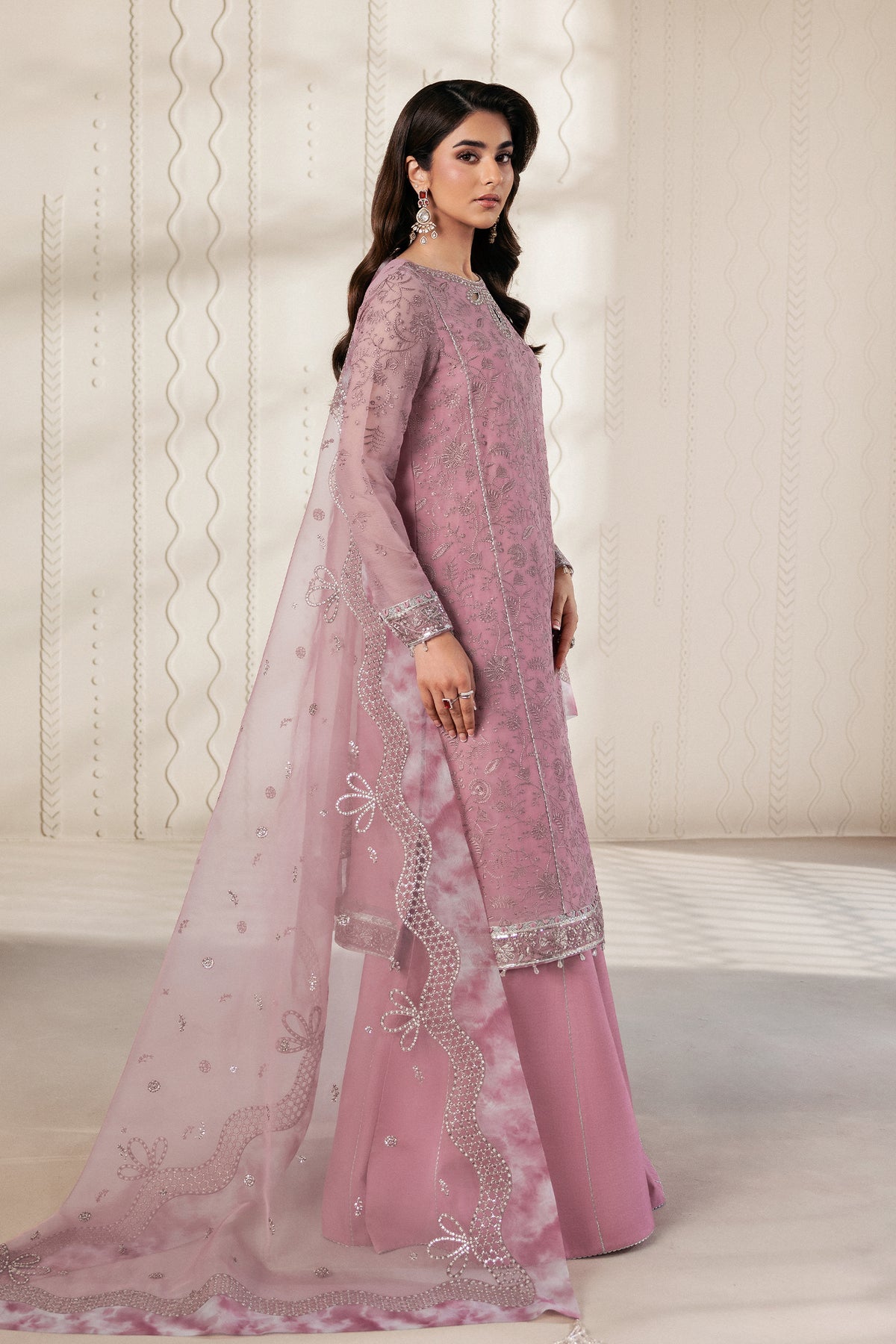 SIYAAN